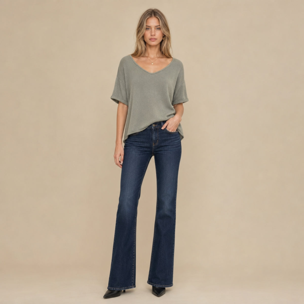 Green knit top - Little lies