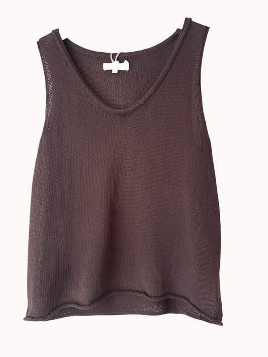 Little Lies Scoop Spring Tank – Chocolate