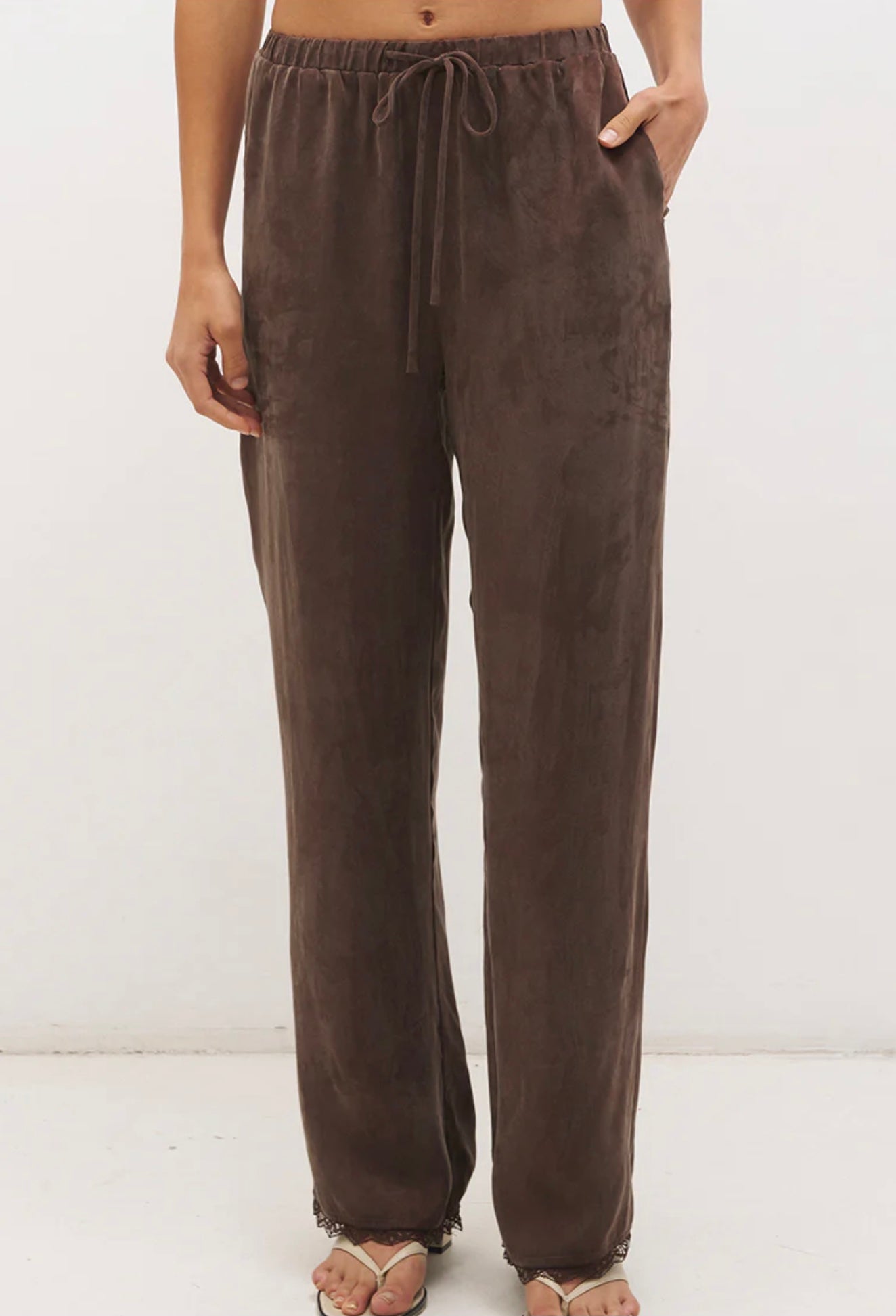 Mon Renn - Liora Pant