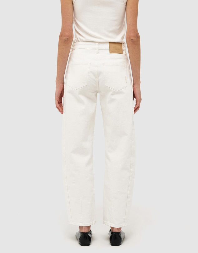 Neuw Amber Barrel Fresh White