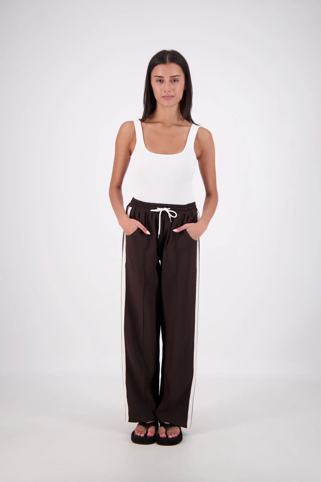 Jasmine Alexa Cassis Brown Trousers